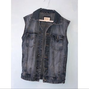 Men’s Denim Vest